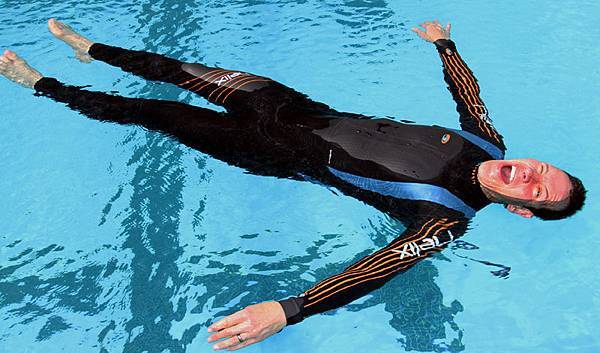 Blueseventy20.jpg