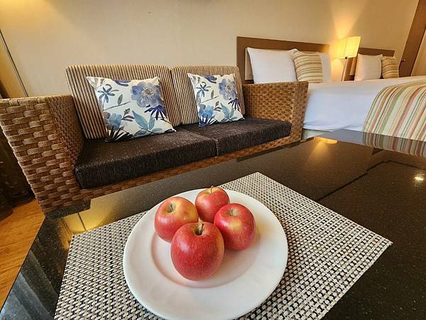 【花蓮吉安】金澤居民宿鄰近綠色隧道的田園風情綠建築x親子民