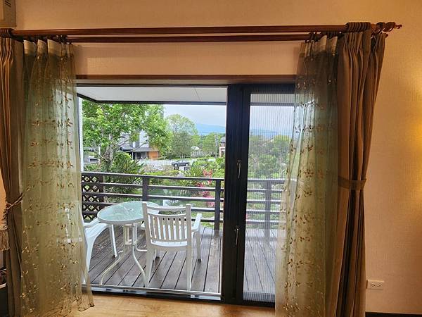 【花蓮吉安】金澤居民宿鄰近綠色隧道的田園風情綠建築x親子民