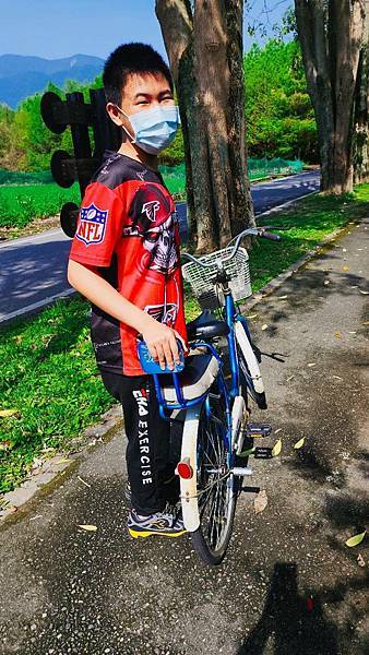 【花蓮吉安】金澤居民宿鄰近綠色隧道的田園風情綠建築x親子民