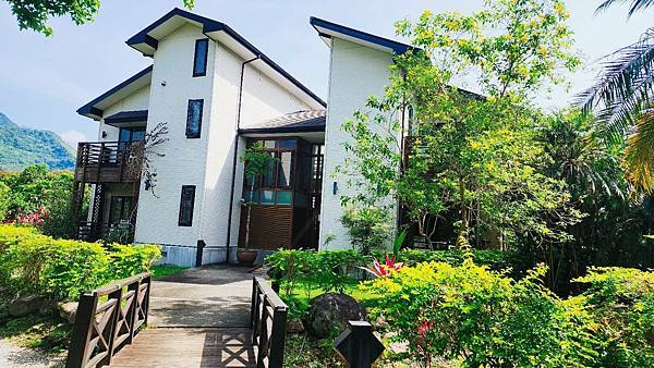 【花蓮吉安】金澤居民宿鄰近綠色隧道的田園風情綠建築x親子民