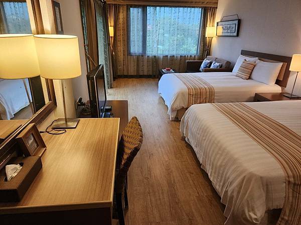 【花蓮吉安】金澤居民宿鄰近綠色隧道的田園風情綠建築x親子民