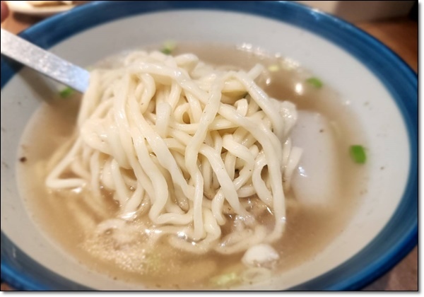 【桃園中壢】小巷子清燉牛肉麵(中壢店)☆巷弄美食x招牌牛肉拉