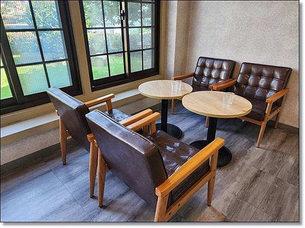 【桃園龍潭】The畔cafe&dining陽光、草地、落地