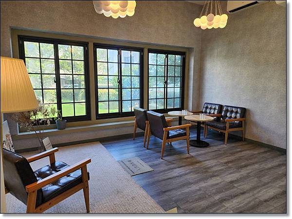 【桃園龍潭】The畔cafe&dining陽光、草地、落地