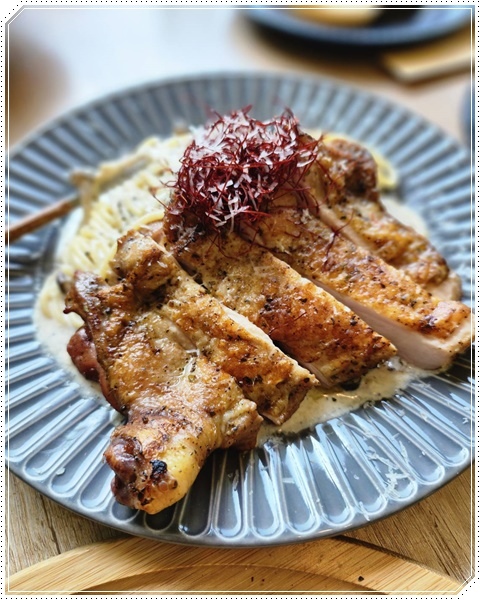 【桃園龍潭】The畔cafe&dining陽光、草地、落地