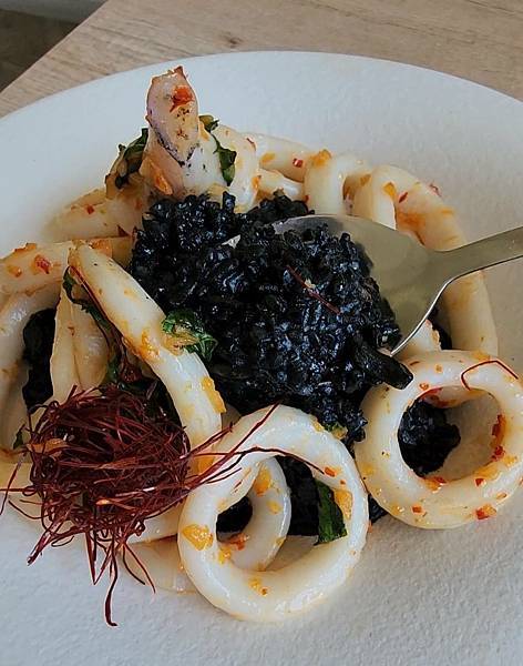 【桃園龍潭】The畔cafe&dining陽光、草地、落地