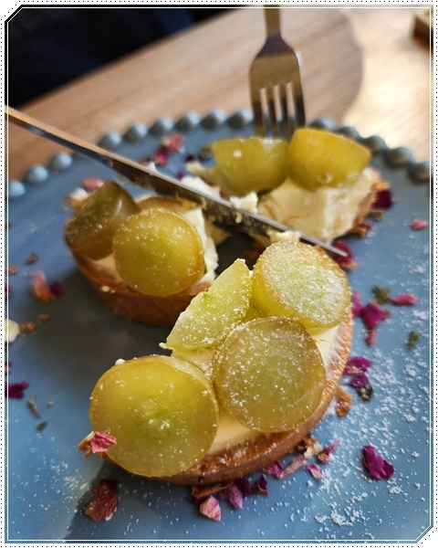 【桃園龍潭】The畔cafe&dining陽光、草地、落地