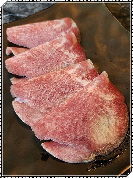 【台北美食】松江南京麻辣火鍋推薦《石‧撈麻辣鴛鴦鍋》頂級食 【台北美食】松江南京麻辣火鍋推薦《石‧撈麻辣鴛鴦鍋》頂級食