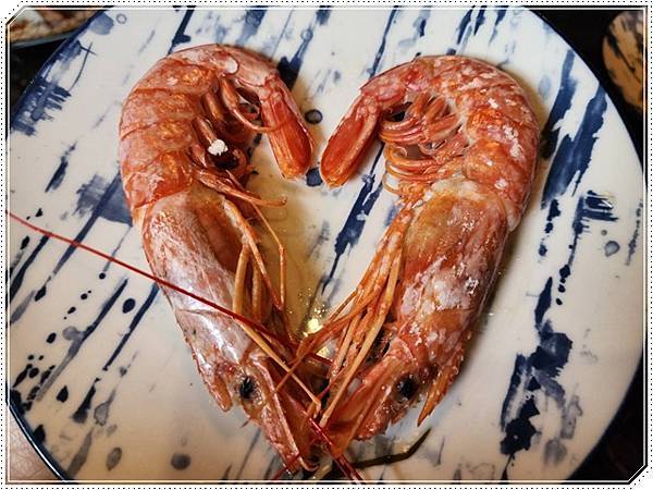 【台北美食】松江南京麻辣火鍋推薦《石‧撈麻辣鴛鴦鍋》頂級食 【台北美食】松江南京麻辣火鍋推薦《石‧撈麻辣鴛鴦鍋》頂級食