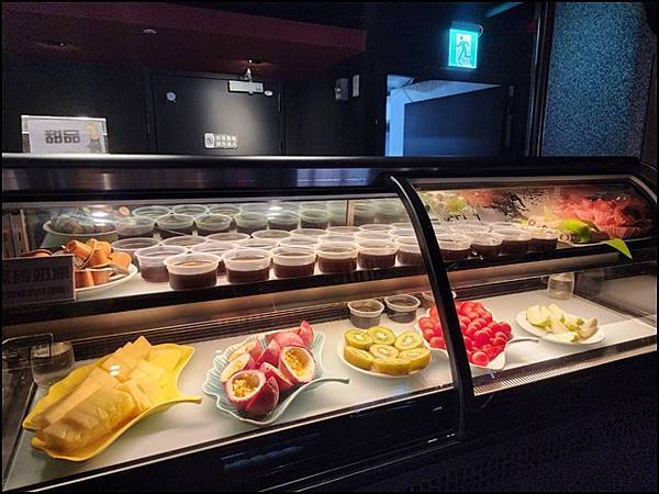 【台北美食】松江南京麻辣火鍋推薦《石‧撈麻辣鴛鴦鍋》頂級食 【台北美食】松江南京麻辣火鍋推薦《石‧撈麻辣鴛鴦鍋》頂級食