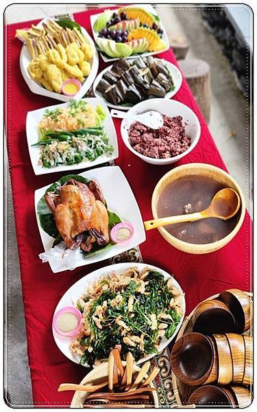 走訪【高雄茂林】《萬山部落》:在岩雕、石板屋與工寮廚房之間探 走訪【高雄茂林】《萬山部落》:在岩雕、石板屋與工寮廚房之間探