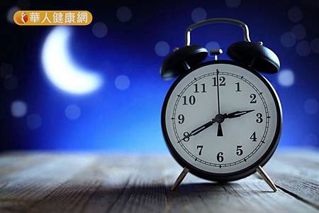 晚上吃B群會睡不著?營養師:吃對了能改善失眠!2.jpg 晚上吃B群會睡不著?營養師:吃對了能改善失眠!2.jpg