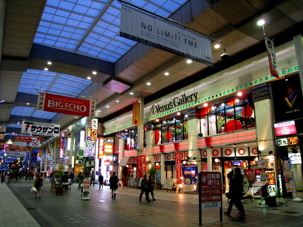 熊本的「新市街」，像個加蓋的Shopping Mall