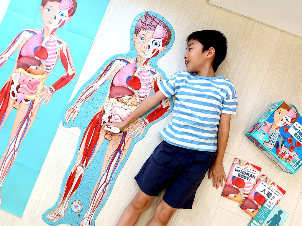 The Human Body 人體大解密拼圖書 點讀版：真實