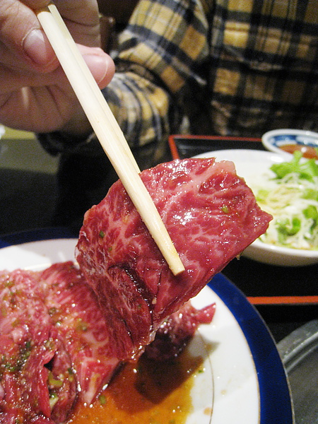 ハラミ肉質很嫩，卻沒有カルビ那麼油，我比較喜歡這味