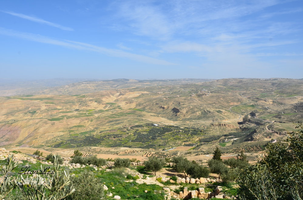 Jordan04124.JPG