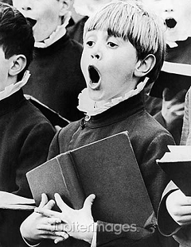 Echo-BoySinging.jpg Echo-BoySinging.jpg