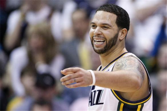 FIBA-yet-to-rule-on-Deron-Williams-Besiktas-contract-as-NBA-players-await-NBA-Lockout-85450.jpg