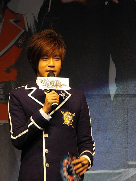 主持人之一  西瓜哥哥