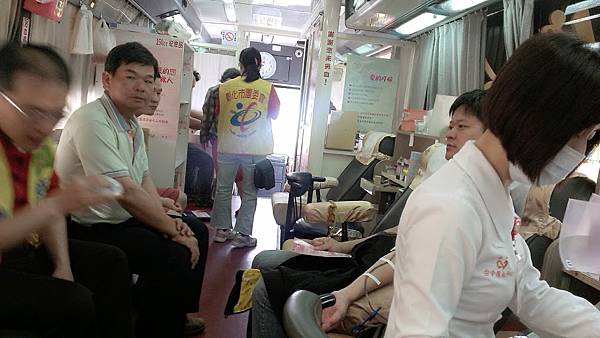 2014救國團彰化市團委會舉辦捐血活動義工幫忙照片10