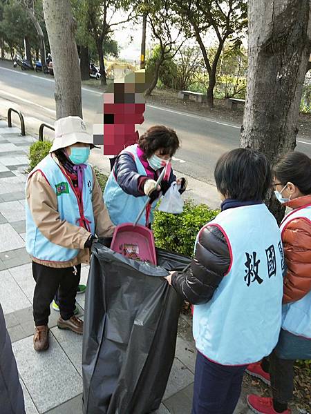 107年1月份清淨家園社區美化~心動廣場_180305_0022