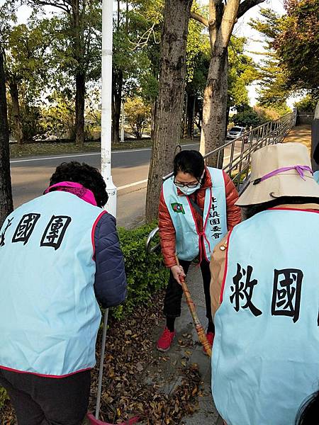 107年1月份清淨家園社區美化~心動廣場_180305_0019