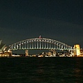 僅存的三張雪梨港夜景照之一...