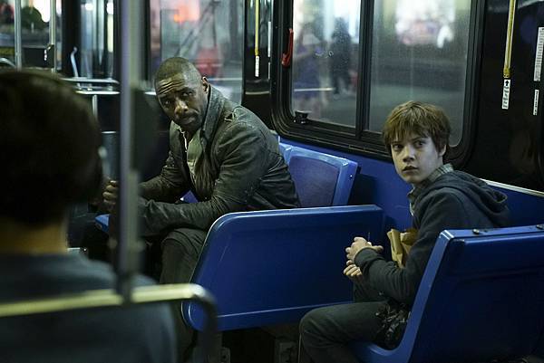 the-dark-tower-movie-roland-jake-idris-elba-tom-taylor.jpg