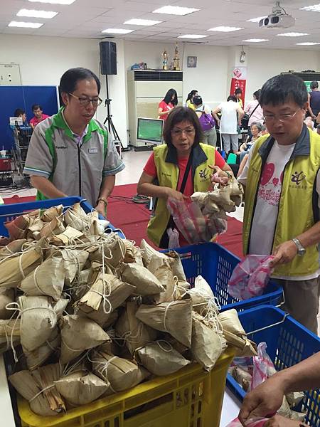 全家八德店  身障者慶端午暨社會福利宣導