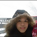 113正好遇到下大雪，上車前拍張照唄.jpg