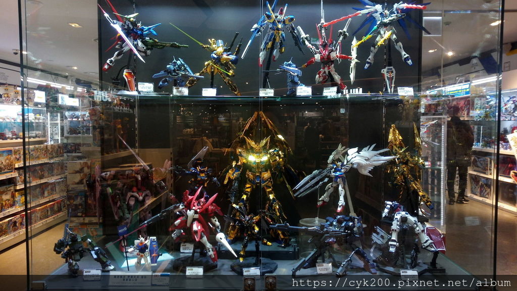 '19 11 21 _11 龍山 I Park Living Park 6F GUNDAM BASE.jpg