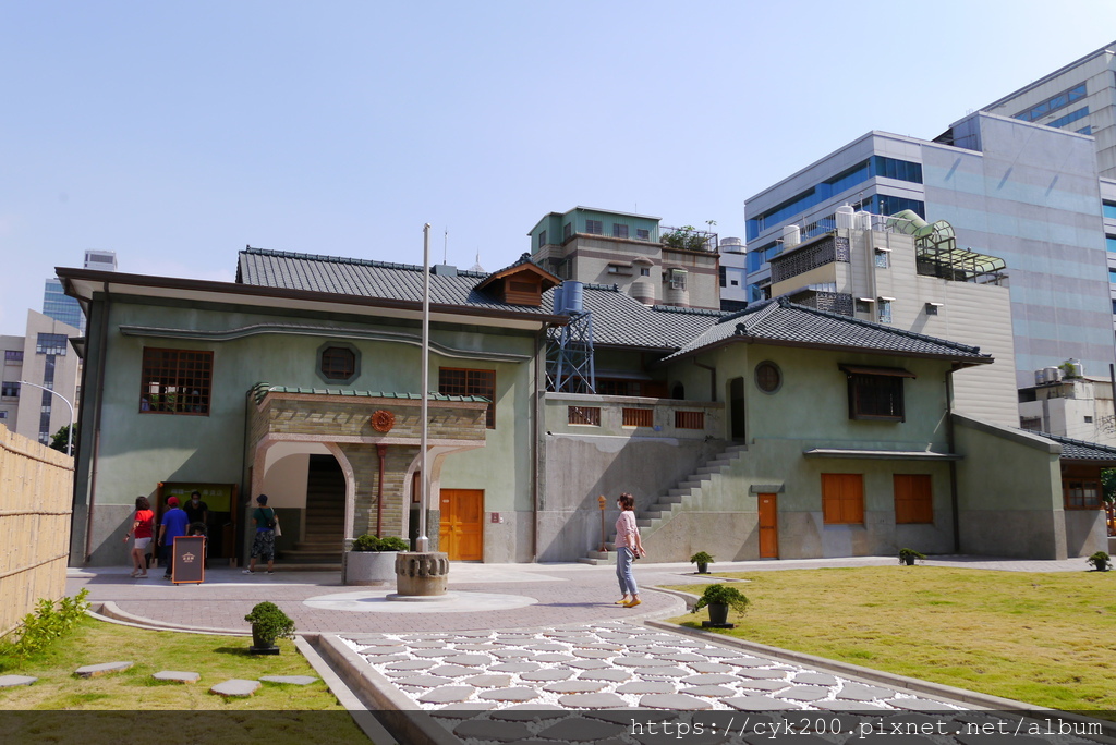 '20 11 05 _010 逍遙園 正面.JPG