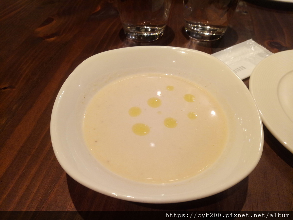 '20 10 16 _02 More Pasta A套餐(今日湯品+飲料NT99+10%)的蘿蔔濃湯.jpg '20 10 16 _02 More Pasta A套餐(今日湯品+飲料NT99+10%)的蘿蔔濃湯.jpg