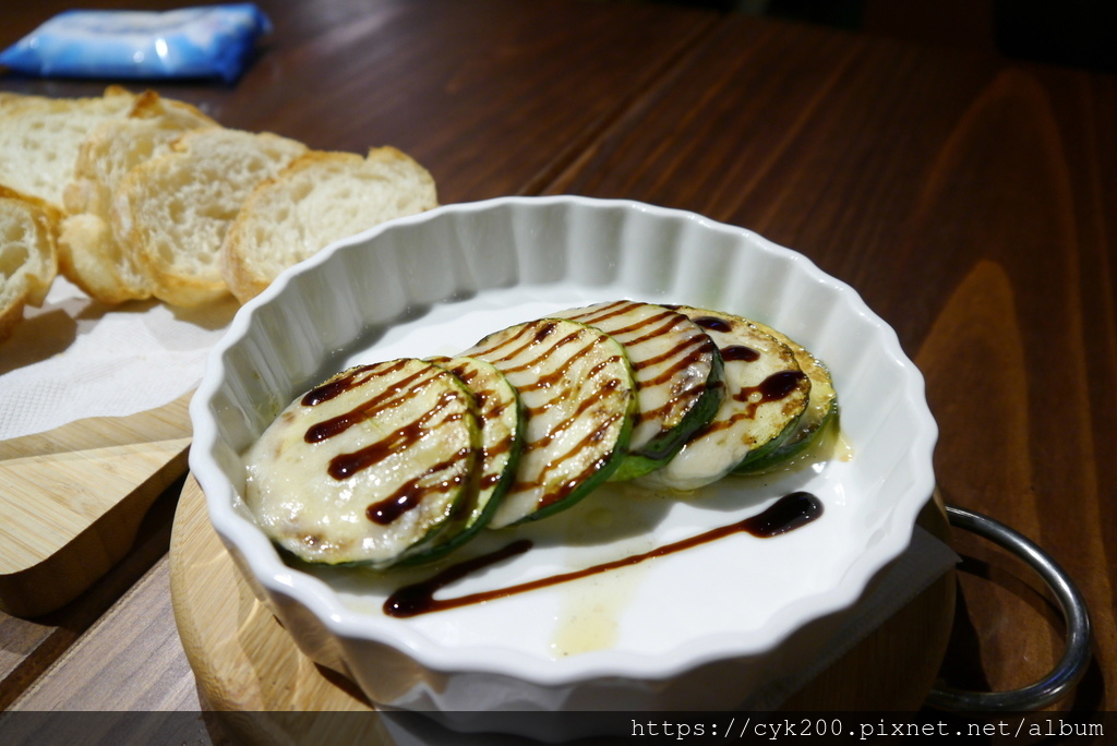 '20 12 05 _07 More Pasta & Pizza 開胃小點-起司櫛瓜 (若單點NT80+10%).JPG '20 12 05 _07 More Pasta & Pizza 開胃小點-起司櫛瓜 (若單點NT80+10%).JPG