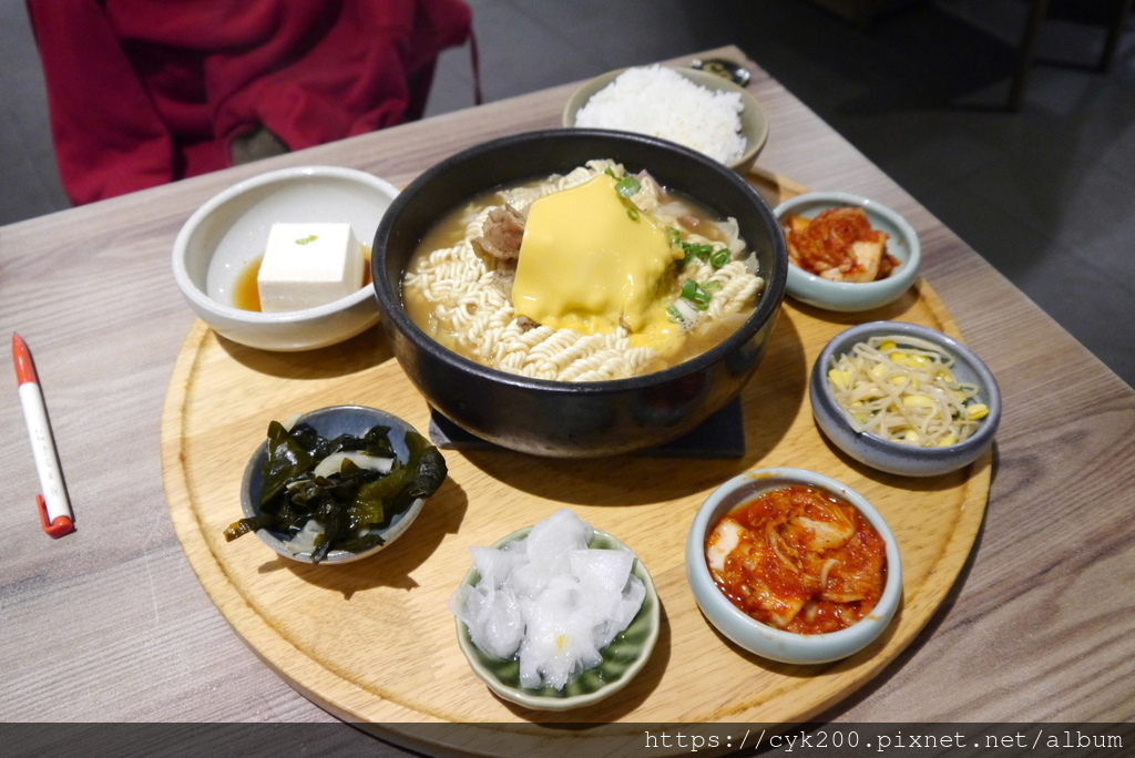 '20 12 10 _04 韓姜熙的小廚房微風松高店 國民起司泡菜部隊鍋定食 NT288.JPG '20 12 10 _04 韓姜熙的小廚房微風松高店 國民起司泡菜部隊鍋定食 NT288.JPG