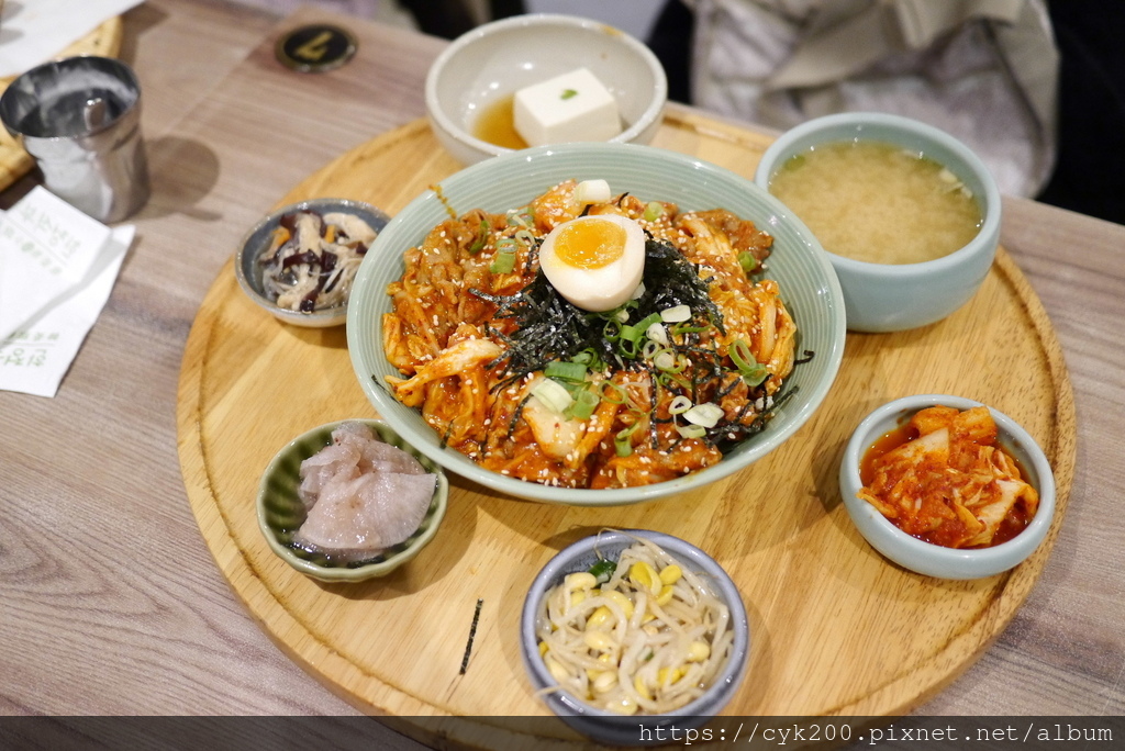 '21 02 09 _04 韓姜熙的小廚房微風松高店 泡菜炒豬肉飯定食 NT268.JPG