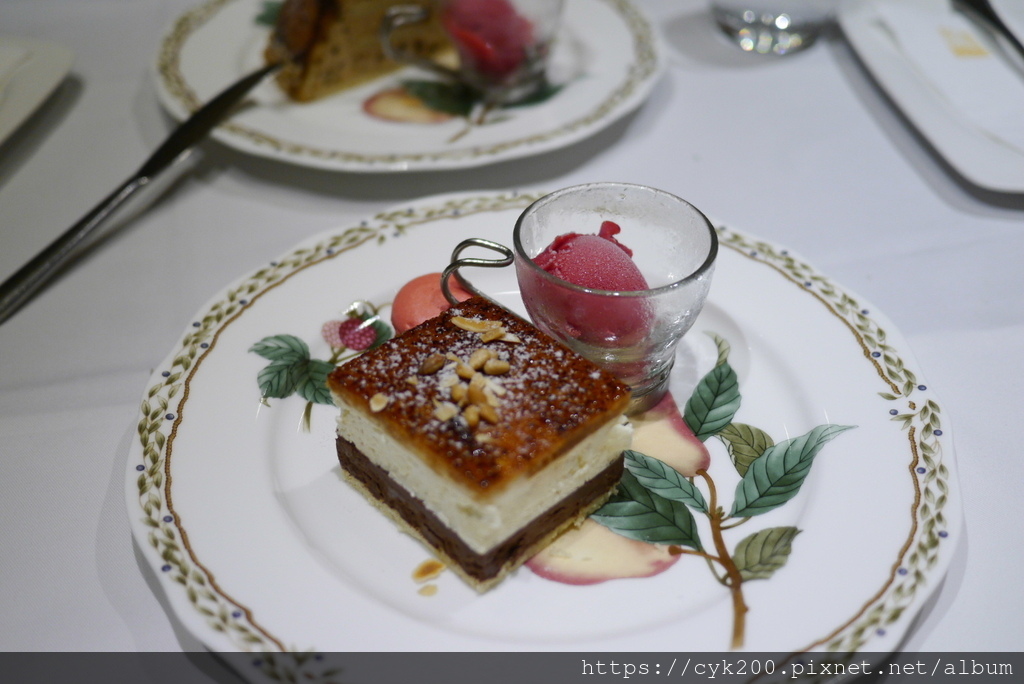 '21 03 27 _34 Bellini Caffe 雙色幕斯(奶油+巧克力) NT160+10%.JPG '21 03 27 _34 Bellini Caffe 雙色幕斯(奶油+巧克力) NT160+10%.JPG