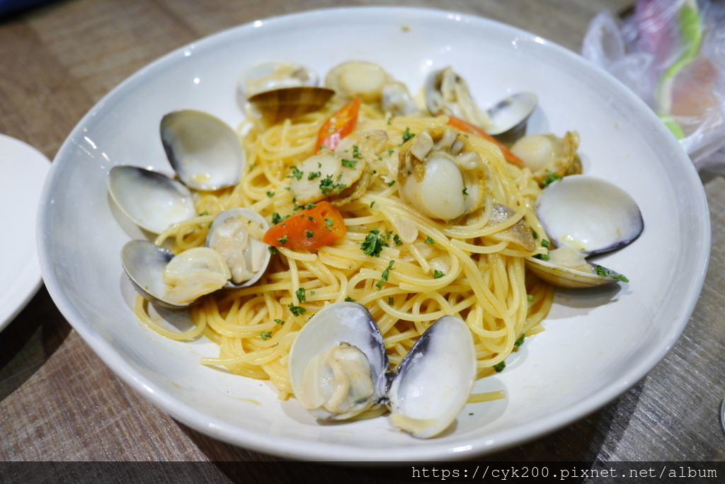 '21 12 04 _03 Cin Cin Osteria請請義大利餐廳慶城店 蒜香辣味蛤蠣扇貝細圓麵 NT258+10%.JPG '21 12 04 _03 Cin Cin Osteria請請義大利餐廳慶城店 蒜香辣味蛤蠣扇貝細圓麵 NT258+10%.JPG