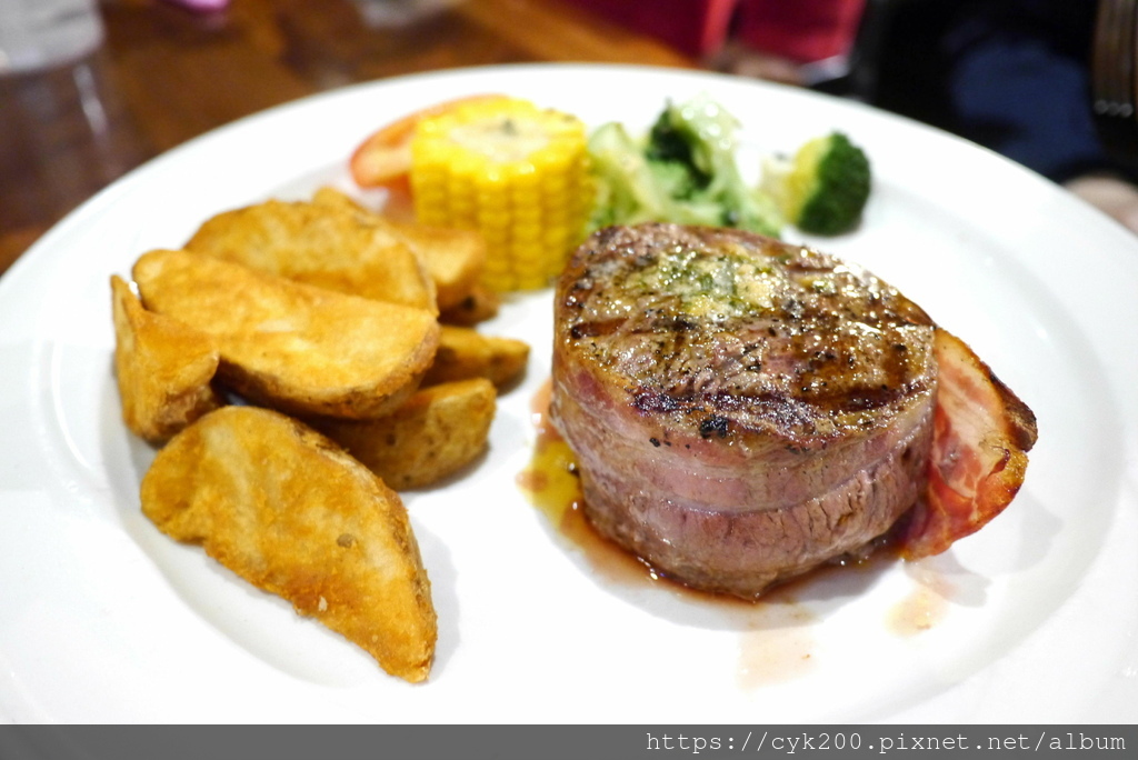 '22 03 26 _10 紐西蘭菲力牛排 NT660.JPG