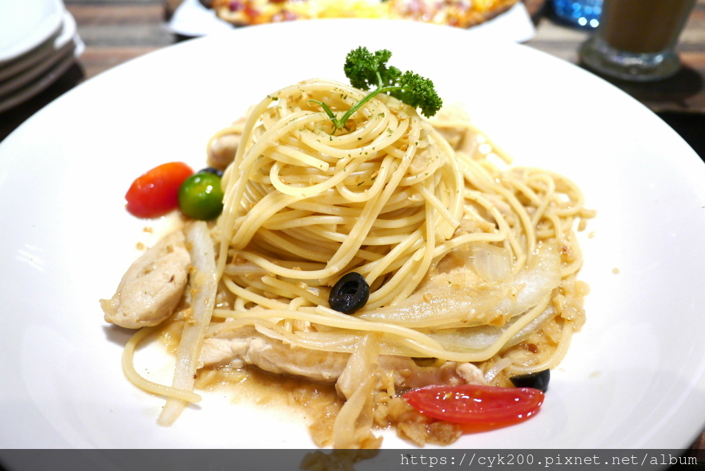 '22 04 01 _04 洋朵義式廚坊 微風松高店 蒜味雞胸義大利麵 NT228.JPG '22 04 01 _04 洋朵義式廚坊 微風松高店 蒜味雞胸義大利麵 NT228.JPG