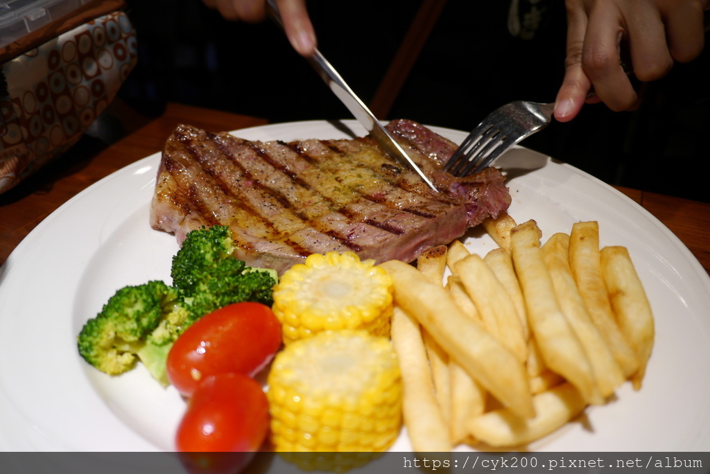 '23 03 19 _56 雙聖 美國特選級肋眼牛排 NT775.JPG