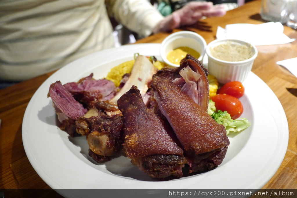 '23 03 19 _65 雙聖 香烤德國豬腳 NT570.JPG '23 03 19 _65 雙聖 香烤德國豬腳 NT570.JPG