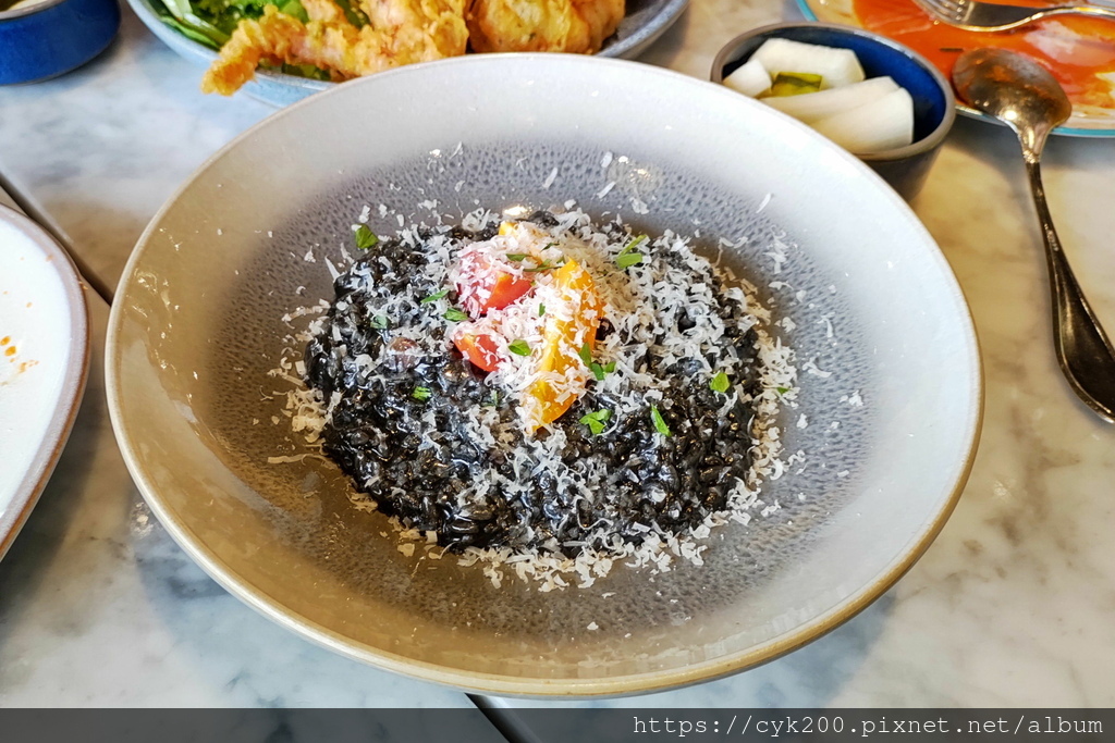 '23 04 23 _45 Jaju (新世界百貨江南店9樓) Squid Ink Risotto KRW28000.JPG