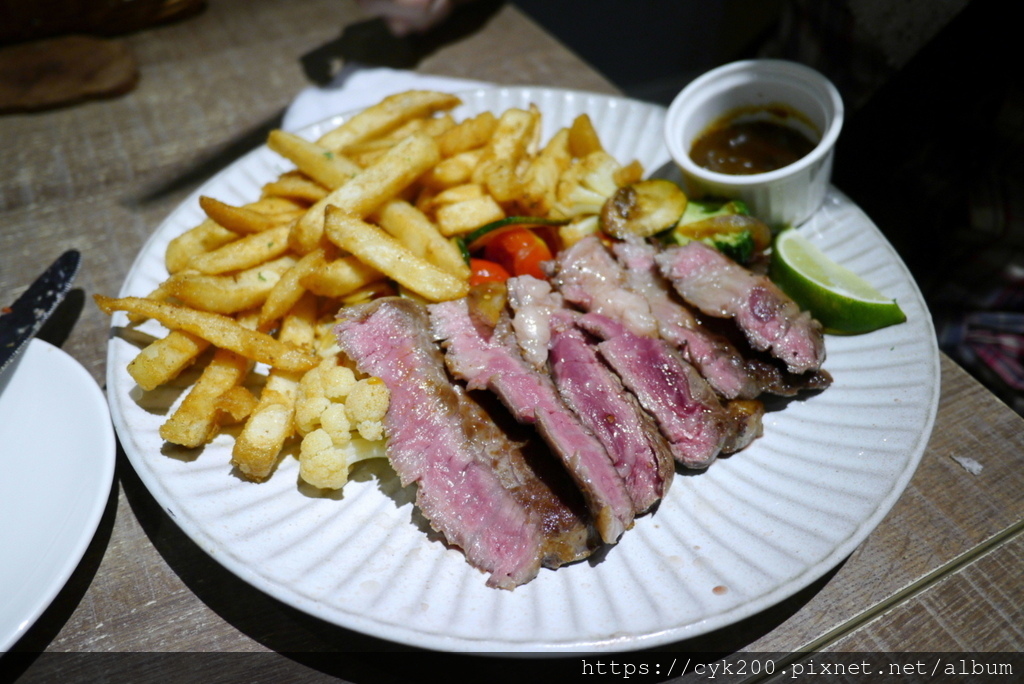 '23 08 05 _12 慶祝父親節 在Cin Cin Osteria請請義大利餐廳慶城店 燒烤美國肋眼牛排 NT748.JPG '23 08 05 _12 慶祝父親節 在Cin Cin Osteria請請義大利餐廳慶城店 燒烤美國肋眼牛排 NT748.JPG