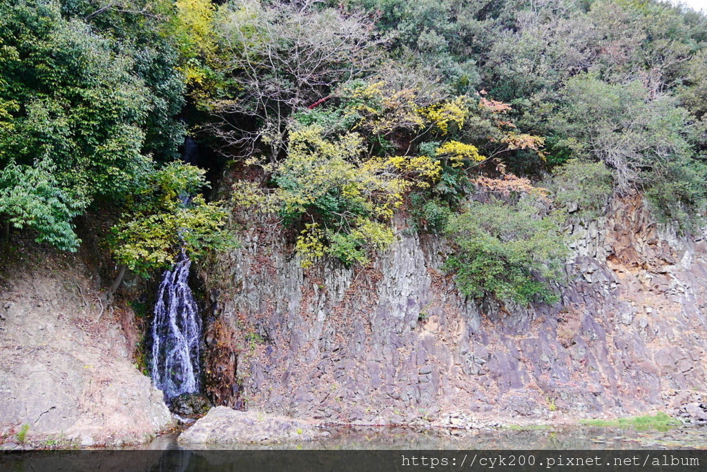 '23 11 30 _062 栗林公園 桶樋瀑布+赤壁.JPG