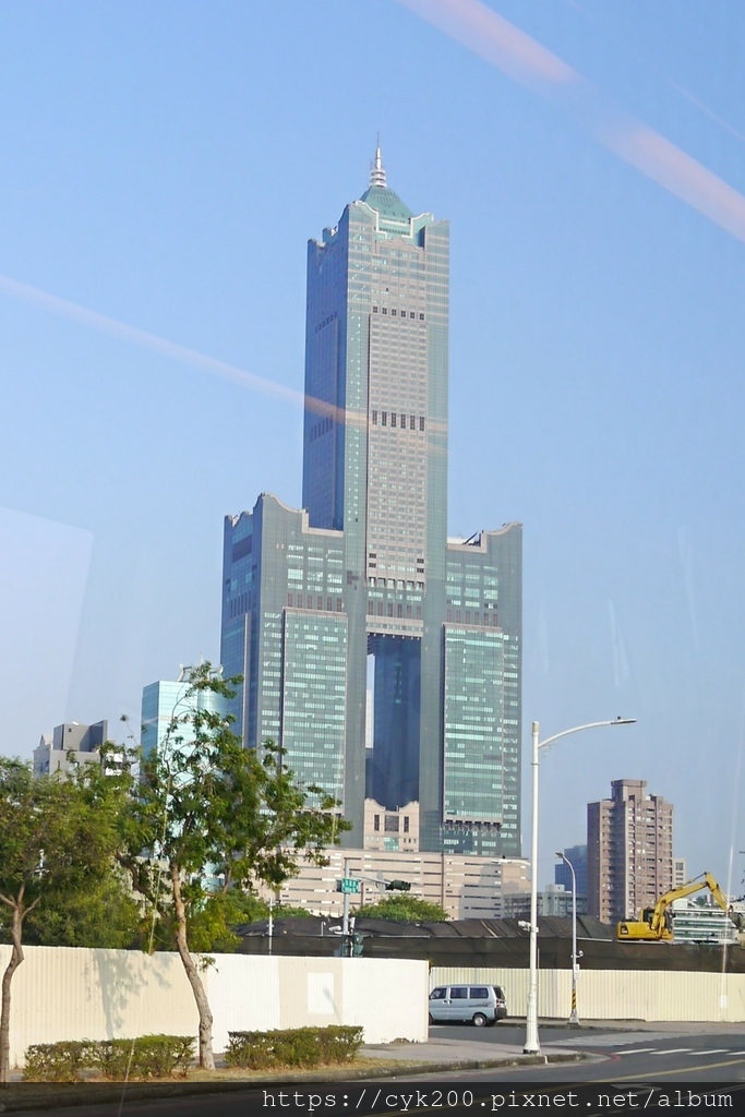 '23 11 15 _20 輕軌哈瑪星站-軟體園區站 85大樓.JPG '23 11 15 _20 輕軌哈瑪星站-軟體園區站 85大樓.JPG