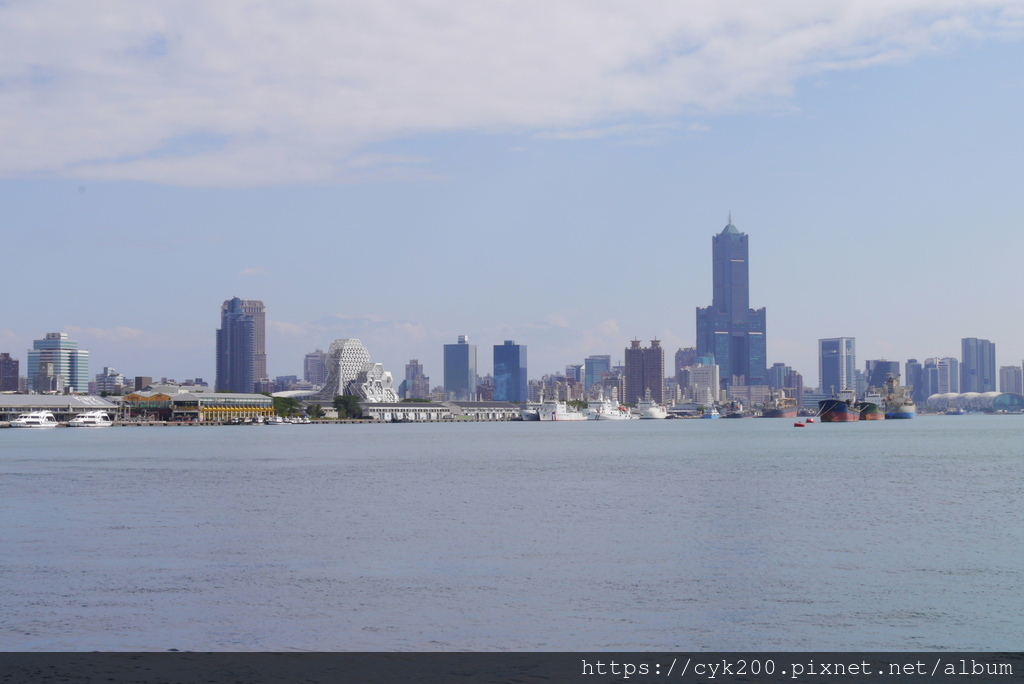 '23 11 16 _011 搭渡輪去旗津 寶貝第一次坐船當然也是第一次搭渡輪.JPG '23 11 16 _011 搭渡輪去旗津 寶貝第一次坐船當然也是第一次搭渡輪.JPG