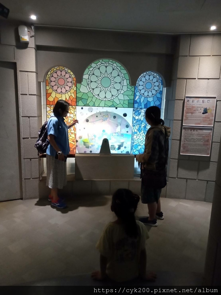 '23 11 17 _052 國立科學工藝博物館 奇幻國 光的偏振性.jpg '23 11 17 _052 國立科學工藝博物館 奇幻國 光的偏振性.jpg