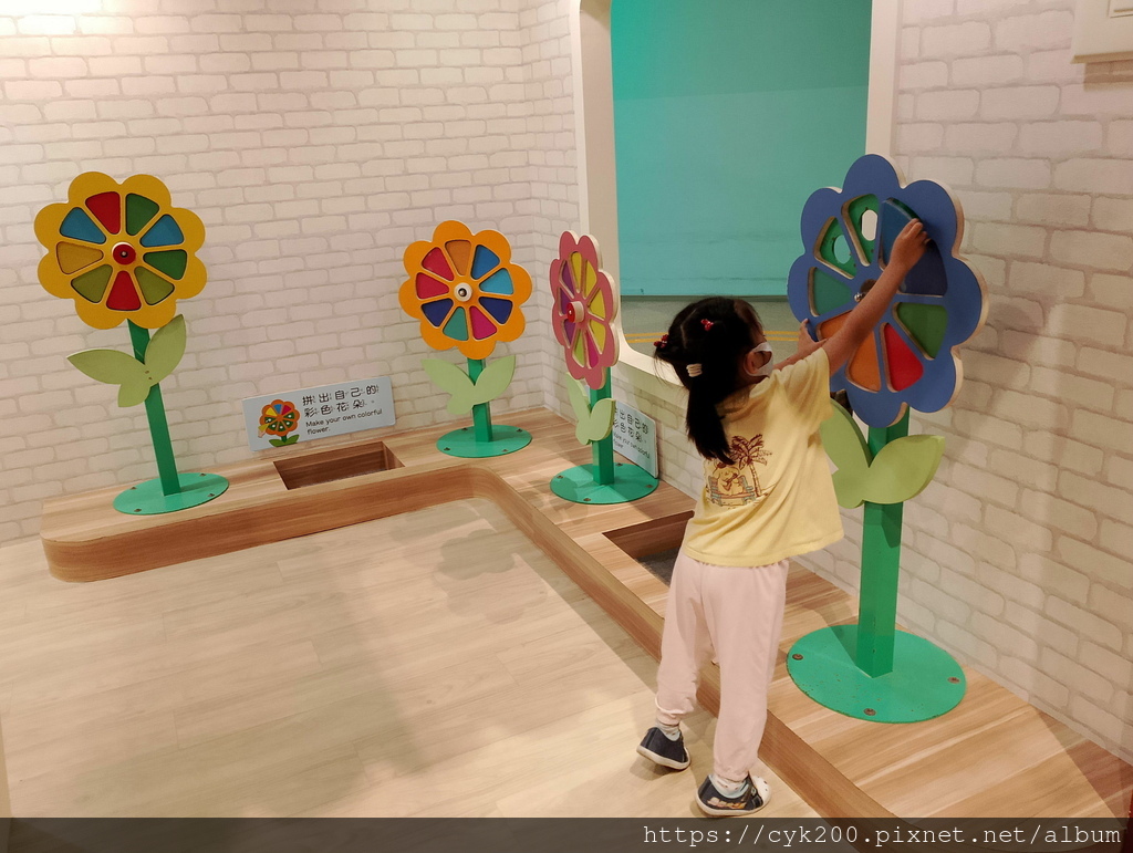'23 11 17 _111 國立科學工藝博物館 FUN城市 花店.jpg '23 11 17 _111 國立科學工藝博物館 FUN城市 花店.jpg